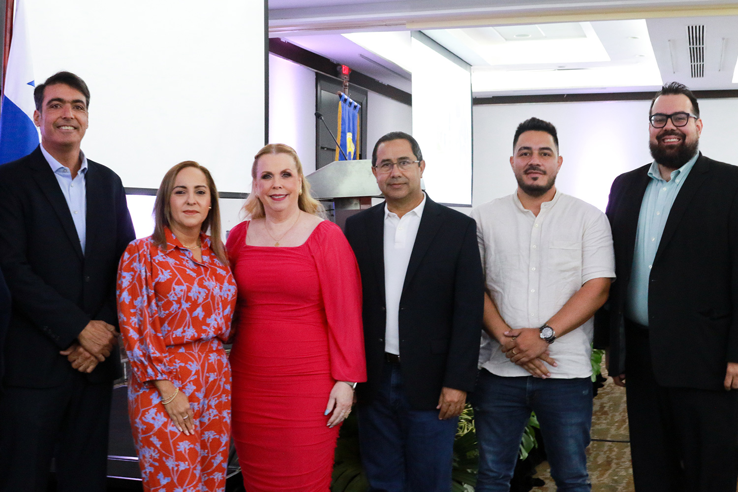 Resultados 2024 y Proyecciones 2025 CONVIVIENDA 18